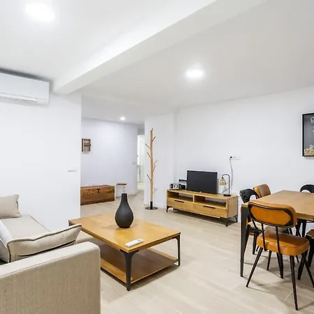 Apartment Travelers Dream By Livework *